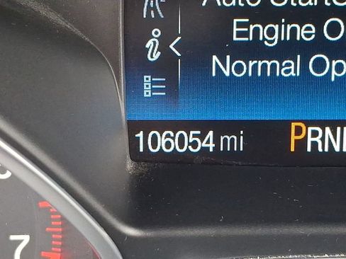 Used 2017 Ford Escape Titanium w/ Equipment Group 301A AWD/4WD image 19
