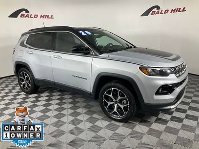 Certified 2025 Jeep Compass Limited w/ Mopar Graphics Package
