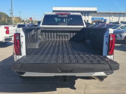 New 2026 GMC Sierra 3500 Denali Ultimate image 5