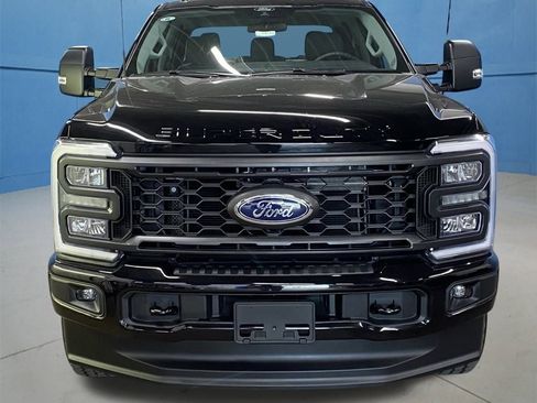 New 2026 Ford F250 XL w/ STX Appearance Package AWD/4WD image 4