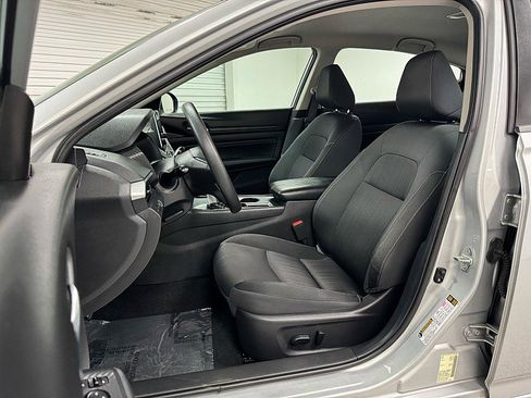 Used 2019 Nissan Altima 2.5 S image 10