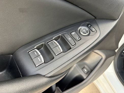 Used 2019 Honda Accord Sport image 11