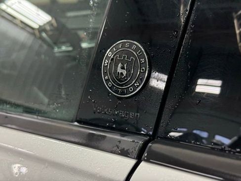 Used 2024 Volkswagen Tiguan Wolfsburg Edition image 9