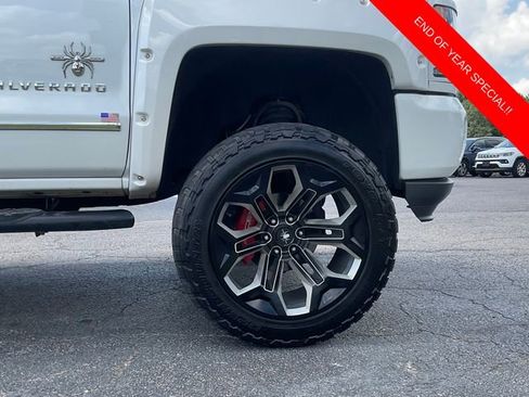 Used 2018 Chevrolet Silverado 1500 LTZ Z71 w/ LTZ Plus Package image 9