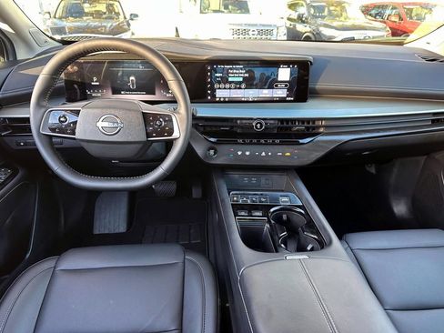 Certified 2025 Nissan Murano SL image 15