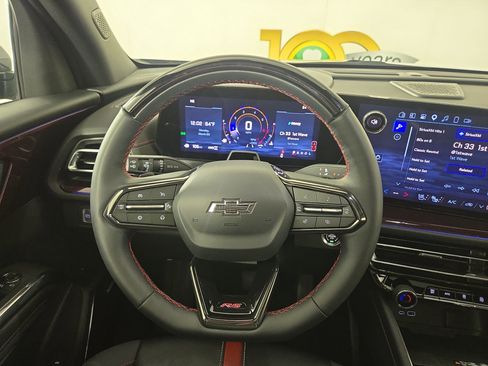 Certified 2025 Chevrolet Traverse RS w/ LPO, Floor Liner Package image 15