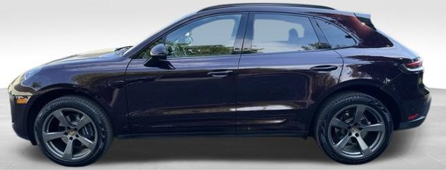 Used 2025 Porsche Macan AWD/4WD image 4