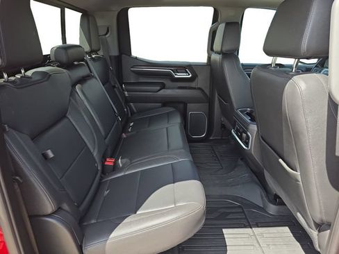 Used 2023 GMC Sierra 1500 SLT w/ SLT Convenience Package AWD/4WD image 18