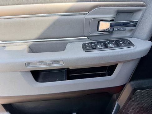 Used 2019 RAM 1500 Warlock AWD/4WD image 17