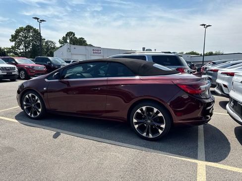 Used 2019 Buick Cascada Premium FWD image 5