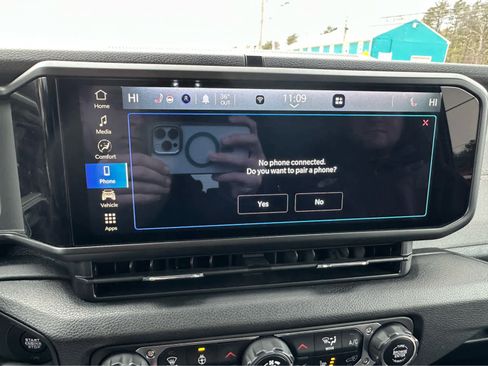 Used 2024 Jeep Wrangler Sport S w/ Convenience Group image 21