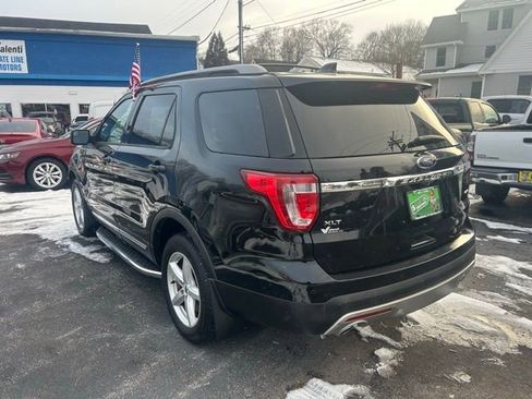 Used 2016 Ford Explorer XLT image 13