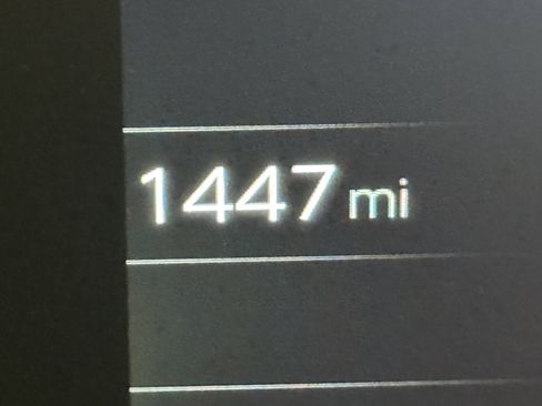 Used 2025 Toyota Prius Plug-In Hybrid image 22