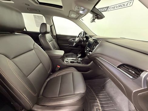 Used 2021 Chevrolet Traverse Premier w/ Redline Edition image 13