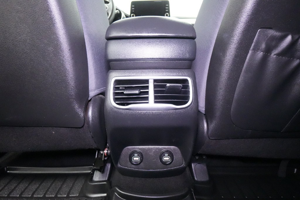 Used 2023 Hyundai Santa Fe SE AWD/4WD image 18