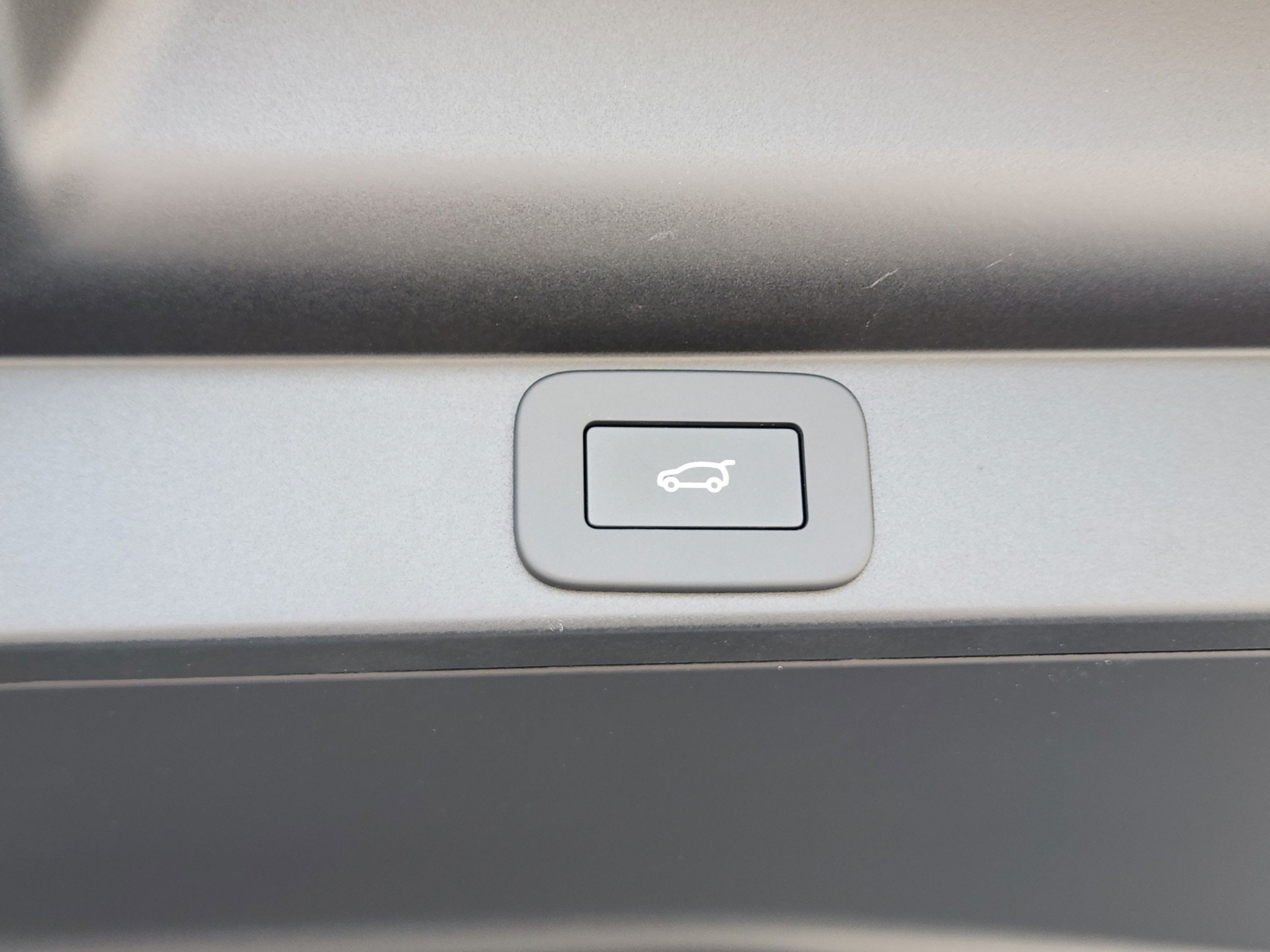 Used 2015 Mercedes-Benz SL 550 image 28