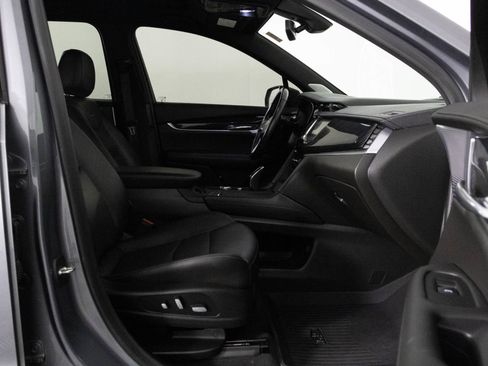 Used 2021 Cadillac XT6 Premium Luxury image 43