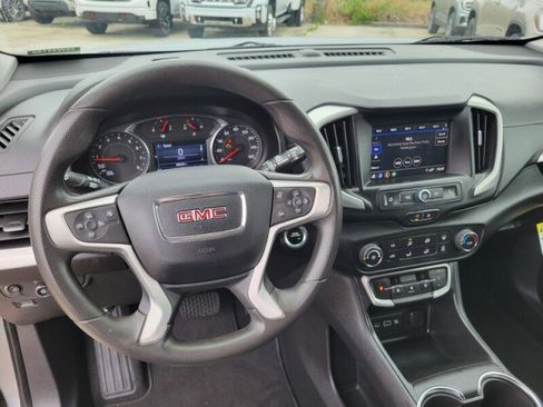 Used 2023 GMC Terrain SLE w/ Elevation Edition image 14