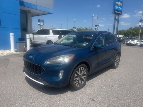 Used 2020 Ford Escape Titanium image 1