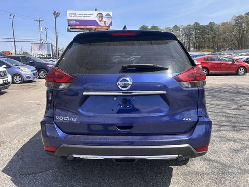 Used 2019 Nissan Rogue S image 6