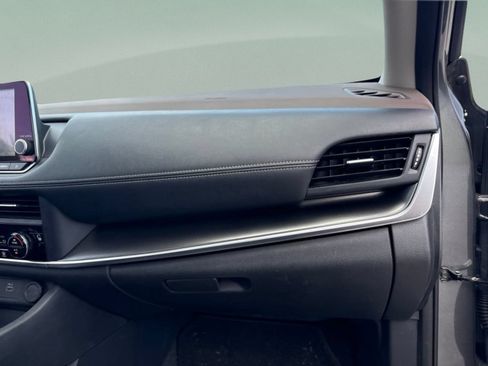 Used 2023 Nissan Rogue SV w/ SV Premium B Package FWD image 23
