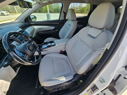Used 2022 Hyundai Tucson Limited image 16