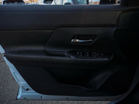 New 2026 Nissan Kicks SV image 23