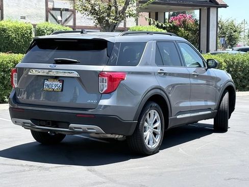 Used 2024 Ford Explorer XLT w/ Equipment Group 202A AWD/4WD image 5