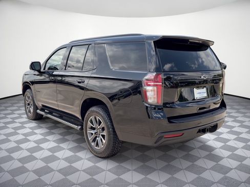 Certified 2024 Chevrolet Tahoe Z71 w/ Luxury Package AWD/4WD image 3