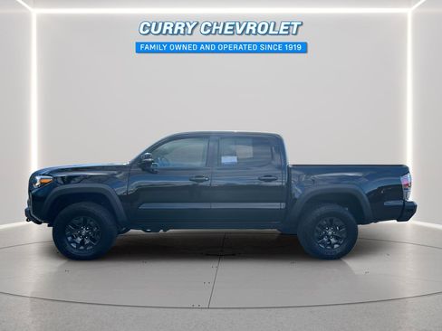 Used 2023 Toyota Tacoma TRD Off-Road image 7