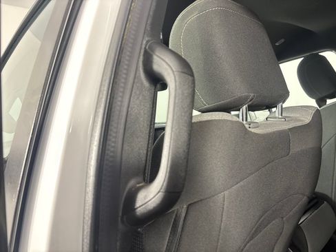 Used 2022 RAM 1500 Big Horn AWD/4WD image 21