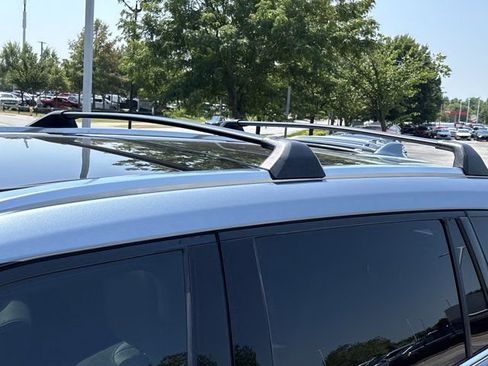 Used 2021 Toyota Highlander Platinum AWD/4WD image 16