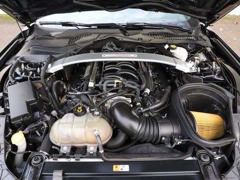 Used 2018 Ford Mustang Shelby GT350 w/ Electronics Package image 8