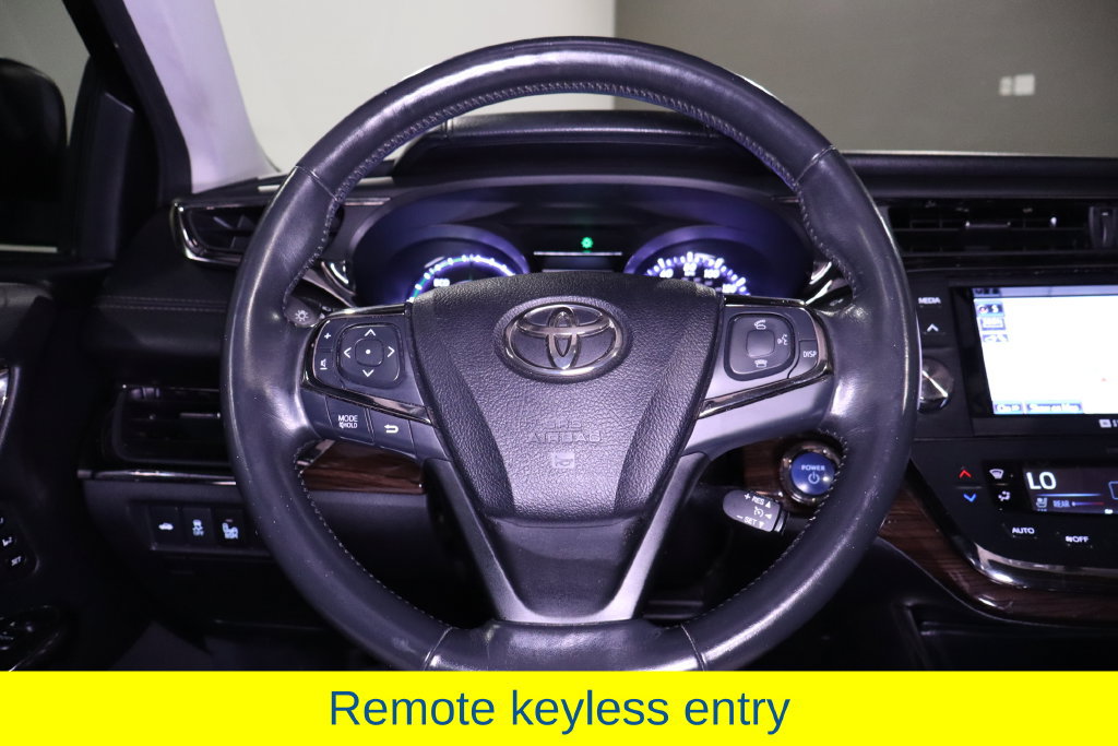 Used 2013 Toyota Avalon Limited FWD image 18