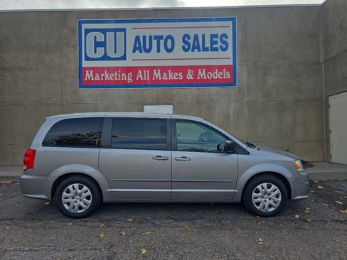 Used 2017 Dodge Grand Caravan SE w/ Power Window Group image 7