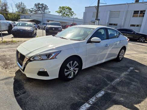 Used 2020 Nissan Altima 2.5 S image 4