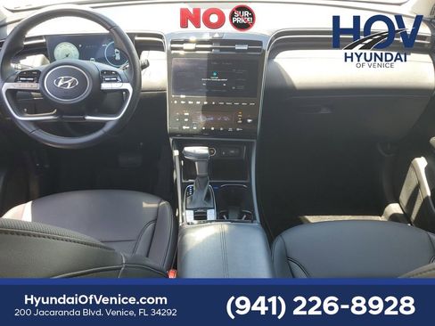 Certified 2024 Hyundai Tucson SEL w/ Convenience Package FWD image 19