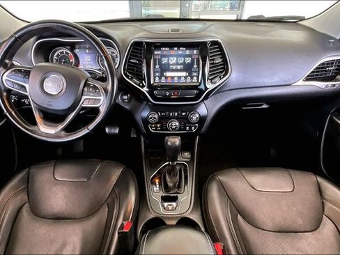 Used 2020 Jeep Cherokee Limited FWD image 7