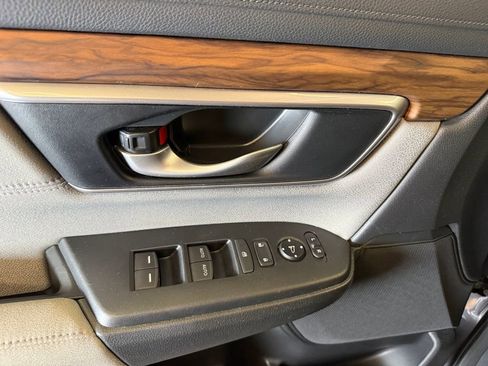 Used 2019 Honda CR-V EX image 19