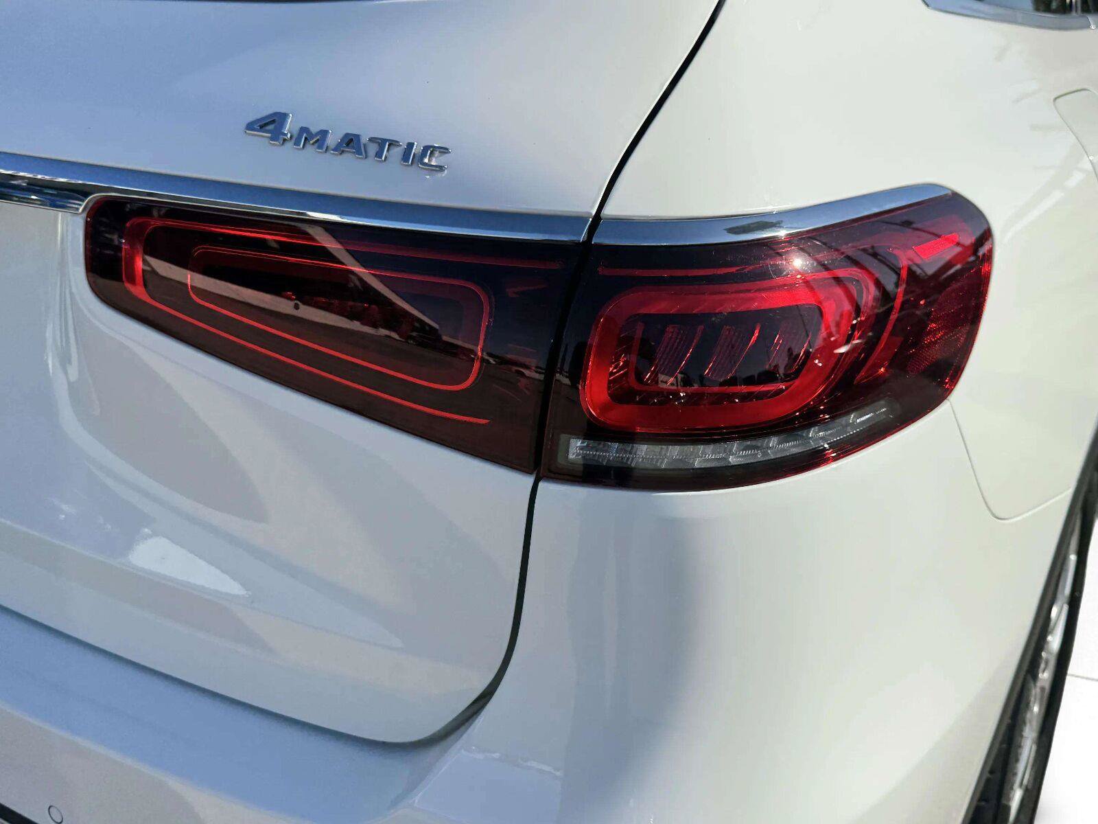 Used 2020 Mercedes-Benz GLS 450 4MATIC image 15