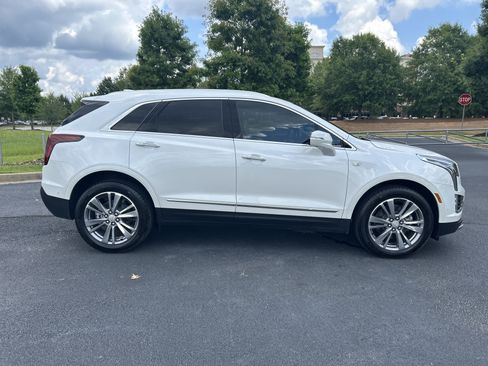 Used 2025 Cadillac XT5 Premium Luxury w/ Technology Package FWD image 10