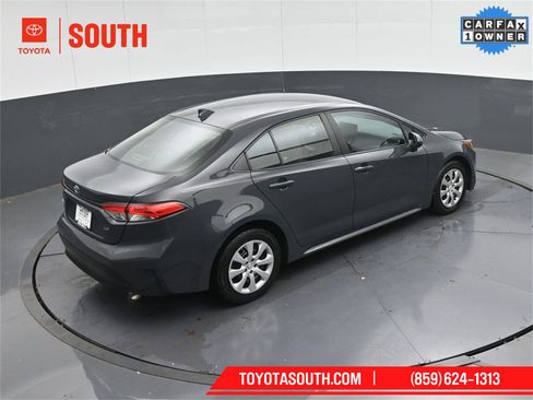 Used 2023 Toyota Corolla LE image 42