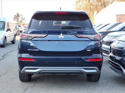 New 2026 Mitsubishi Outlander SEL image 4