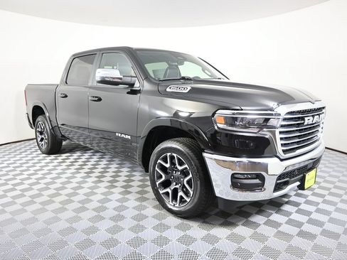 Used 2026 RAM 1500 Laramie AWD/4WD image 10