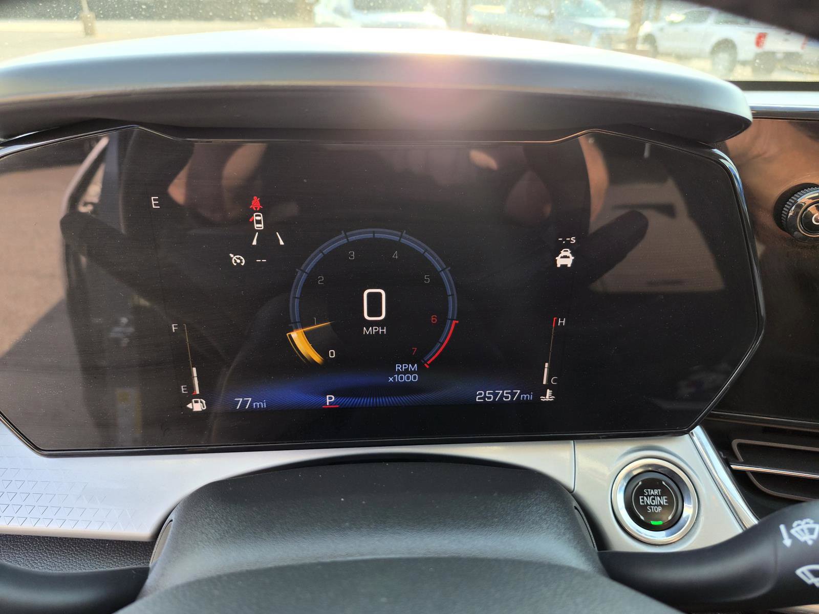 Used 2025 Chevrolet Trax LT w/ LT Convenience Package FWD image 27