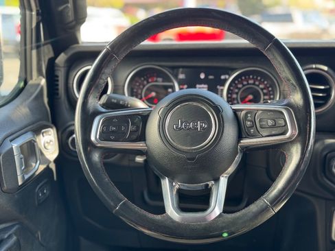 Used 2020 Jeep Wrangler Rubicon image 4