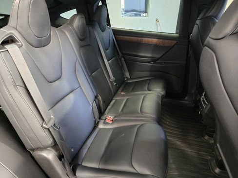 Used 2020 Tesla Model X Long Range image 8