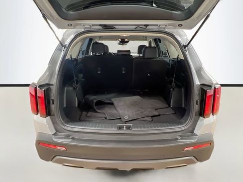 Certified 2022 Kia Sorento S image 25