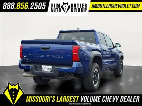 Used 2024 Toyota Tacoma TRD Sport image 4