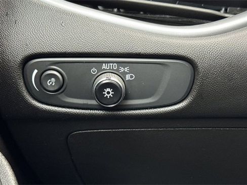 Used 2023 Chevrolet Malibu LT image 43